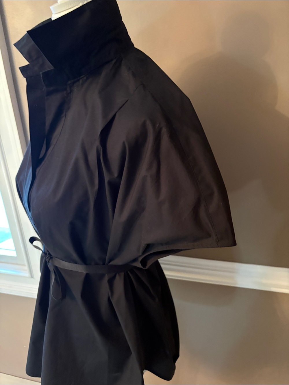 French Connection Black Short Sleeve Collared Blouse with Waist Tie - Picture 3 of 8